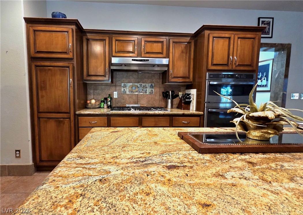 884 East E. Robindale Road Las Vegas NV 89123