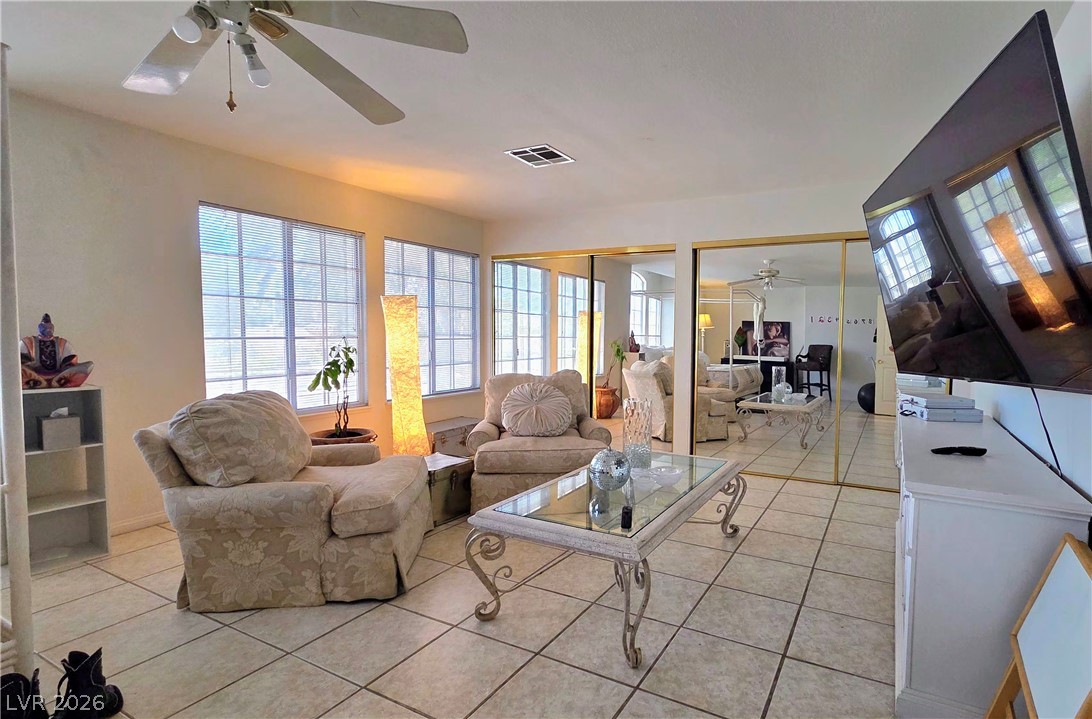 884 East E. Robindale Road Las Vegas NV 89123