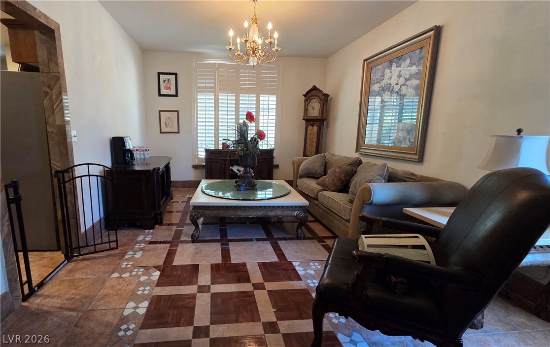 884 East E. Robindale Road Las Vegas NV 89123