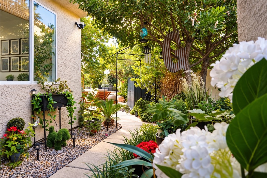1997 Thunder Ridge Circle Henderson NV 89012