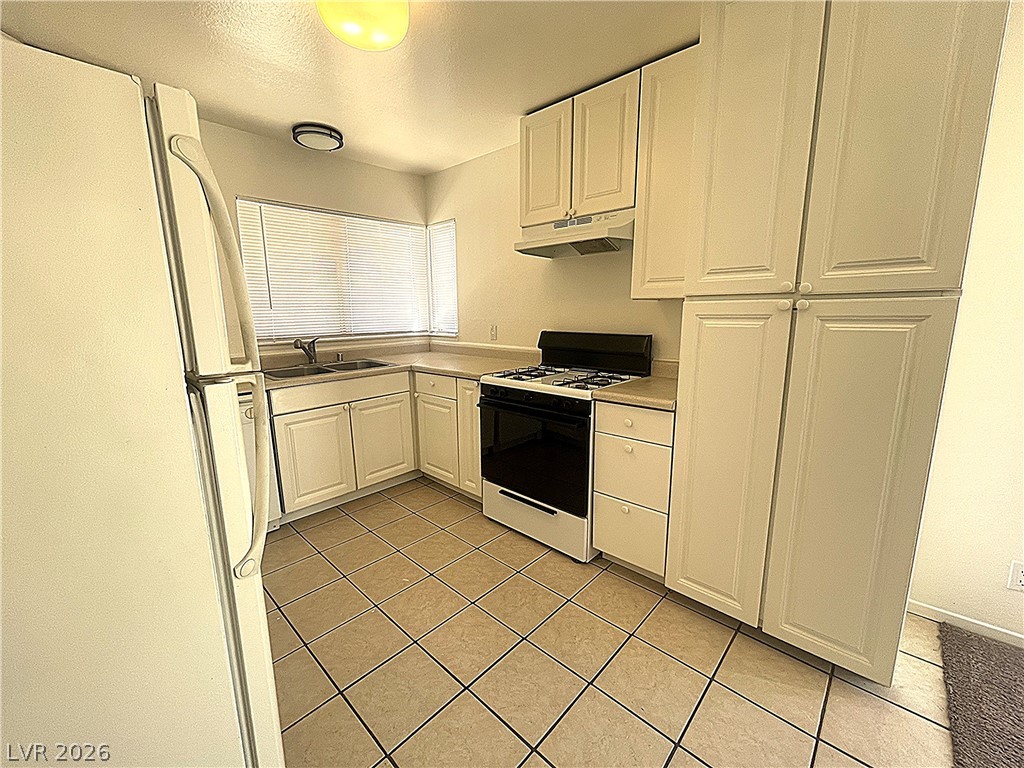 4200 Candleberry Court Las Vegas NV 89103