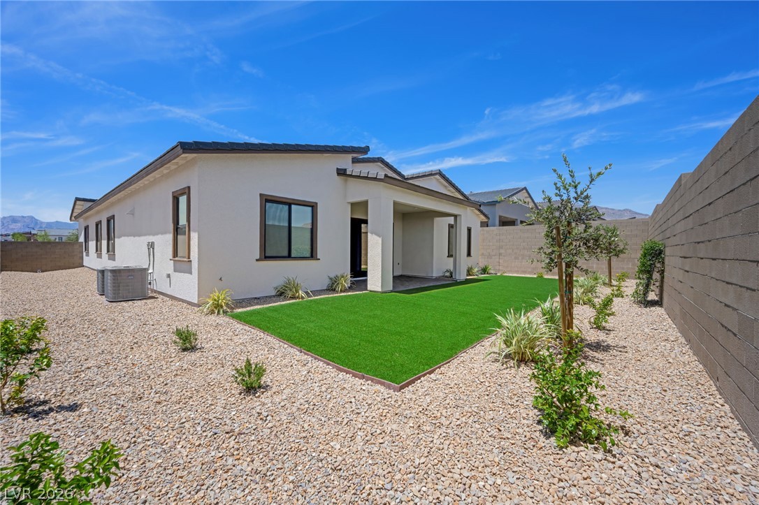 12212 Elderwood Street Las Vegas NV 89138