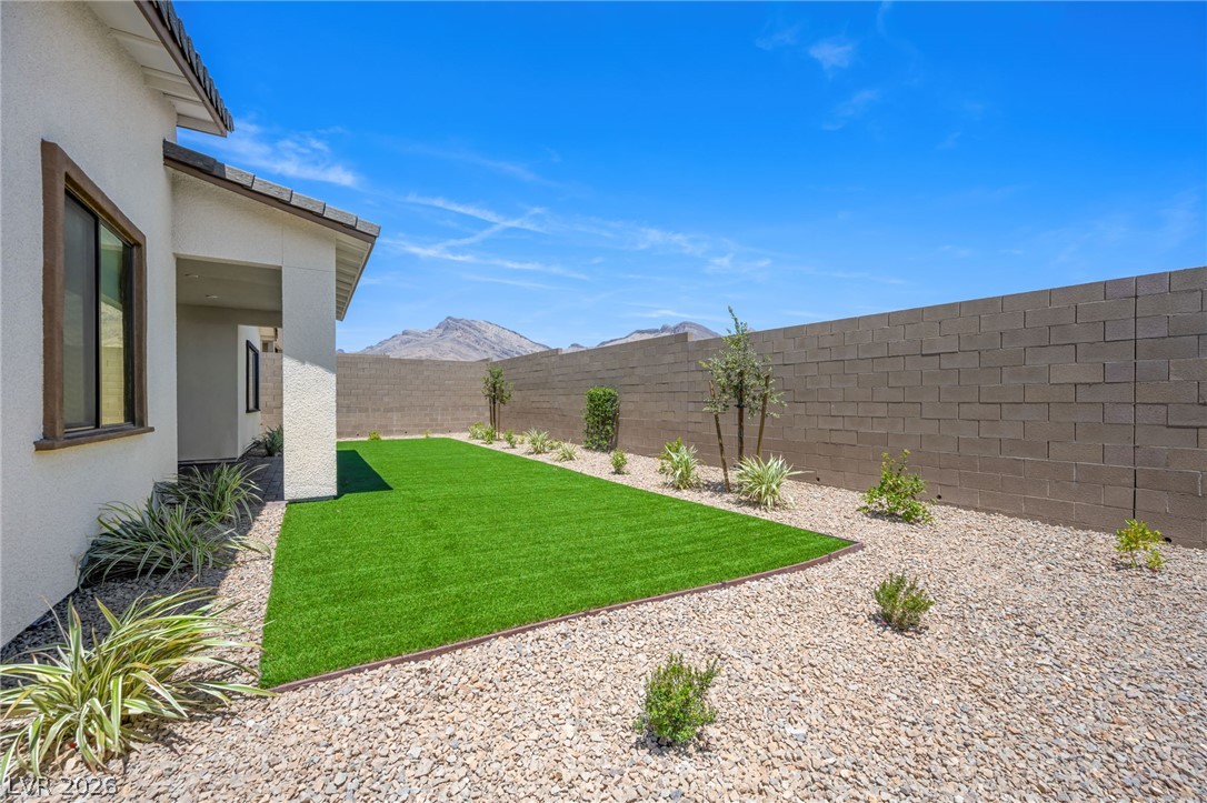 12212 Elderwood Street Las Vegas NV 89138