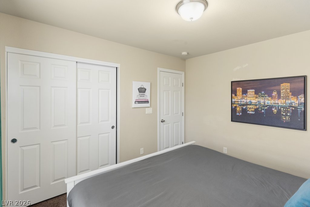 8430 Golden Amber Street Las Vegas NV 89139