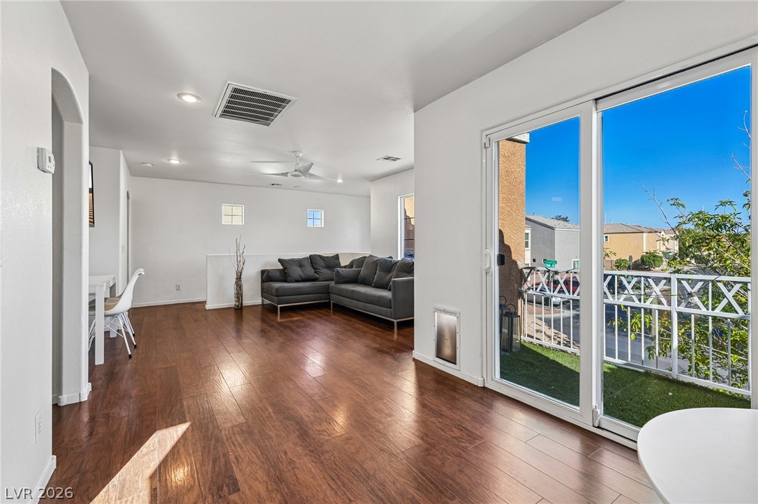 6693 Oxendale Avenue Las Vegas NV 89139