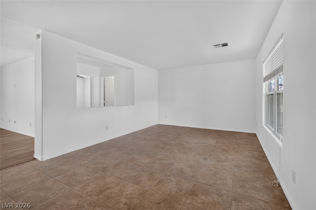 6483 New Brunswick Avenue Las Vegas NV 89110