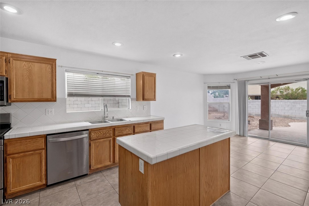 6483 New Brunswick Avenue Las Vegas NV 89110