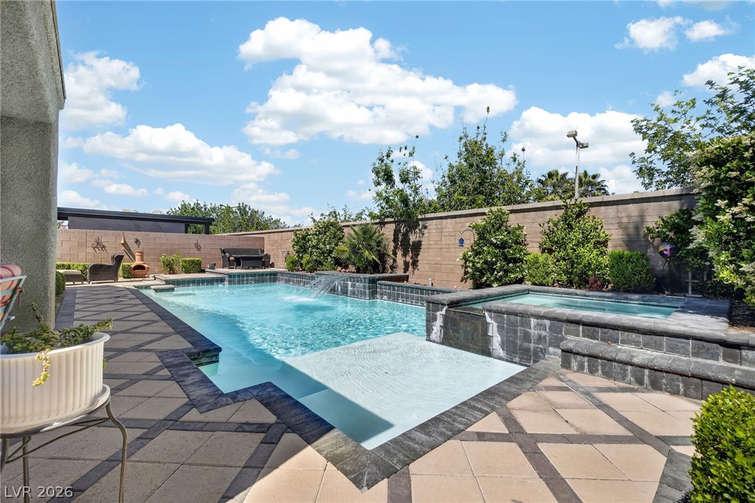 2480 Sturrock Drive Henderson NV 89044