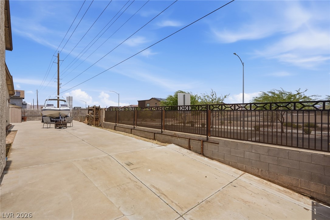 567 Dutchman Avenue Henderson NV 89011
