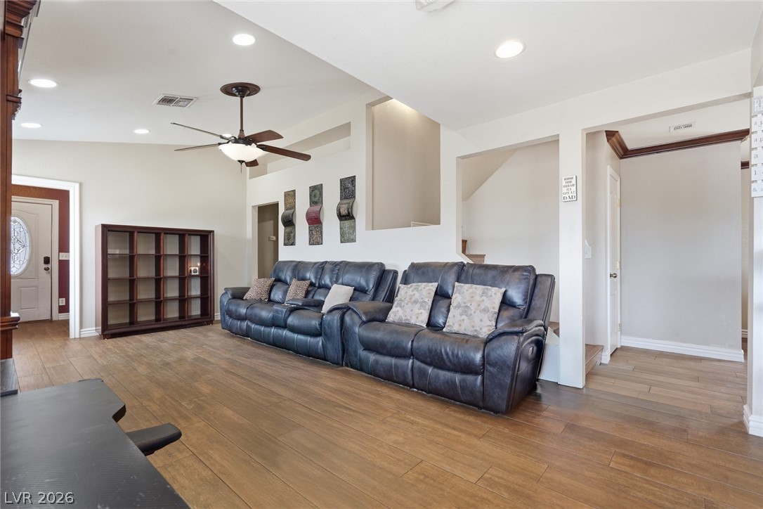 567 Dutchman Avenue Henderson NV 89011
