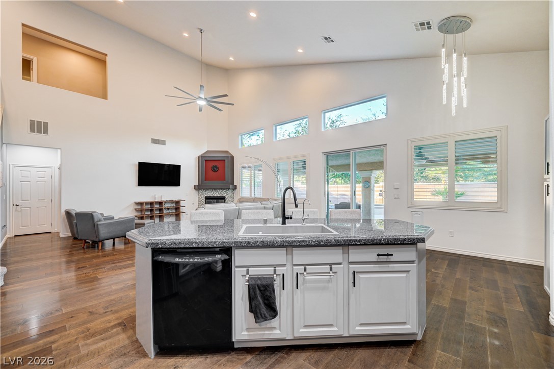 4120 Hawks Glide Avenue North Las Vegas NV 89084