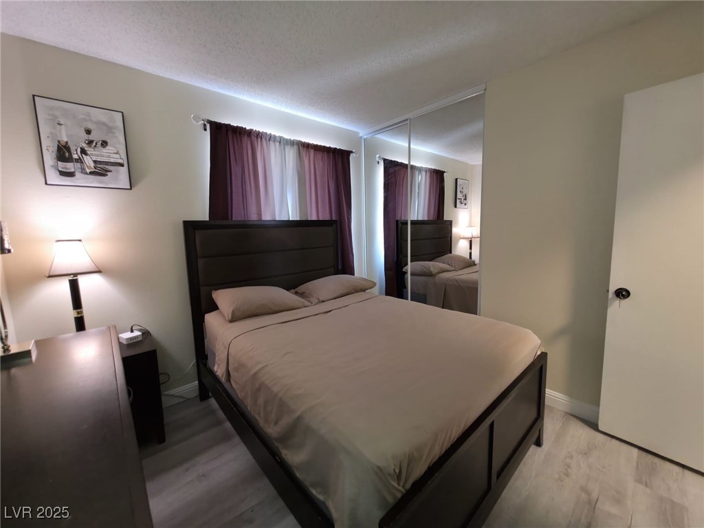 5521 Auborn Avenue Las Vegas NV 89108