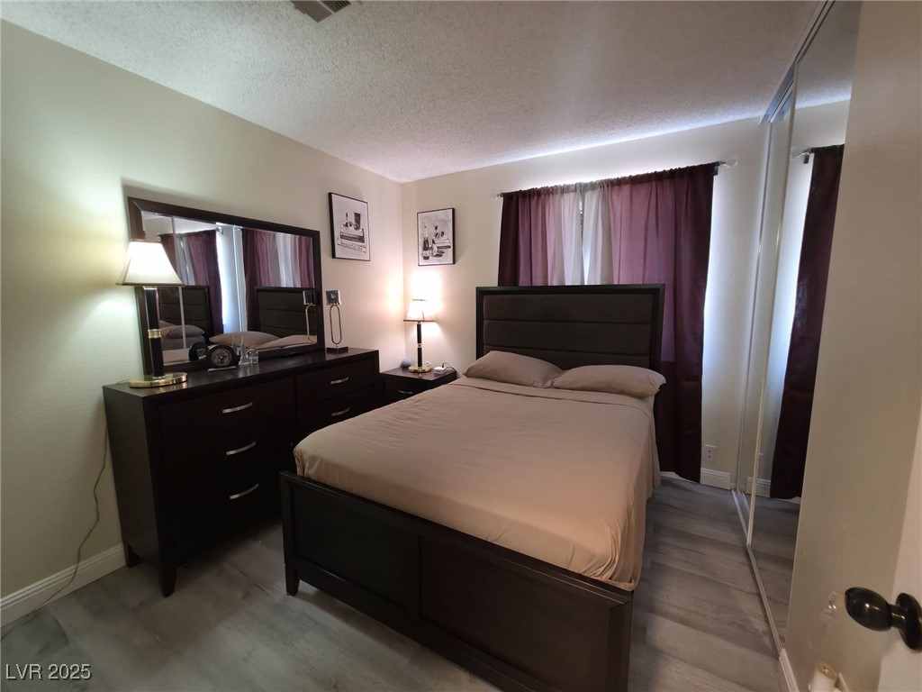 5521 Auborn Avenue Las Vegas NV 89108