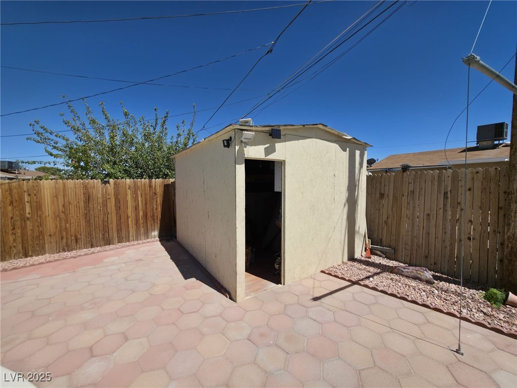 5521 Auborn Avenue Las Vegas NV 89108