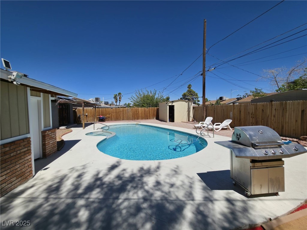 5521 Auborn Avenue Las Vegas NV 89108