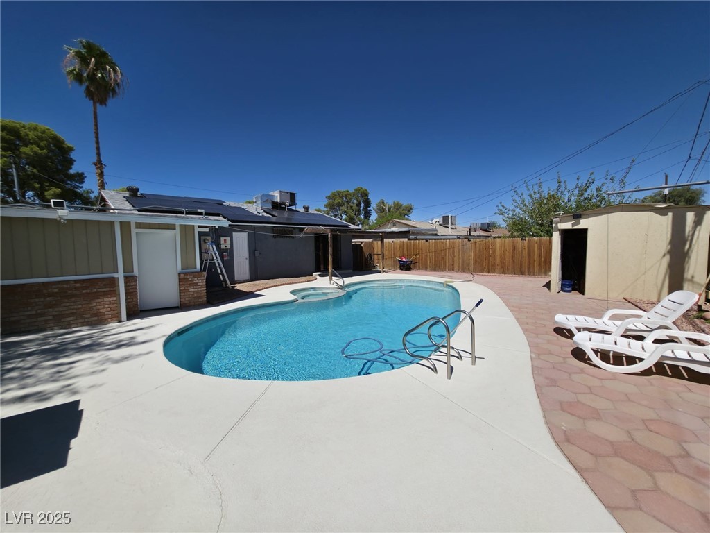 5521 Auborn Avenue Las Vegas NV 89108
