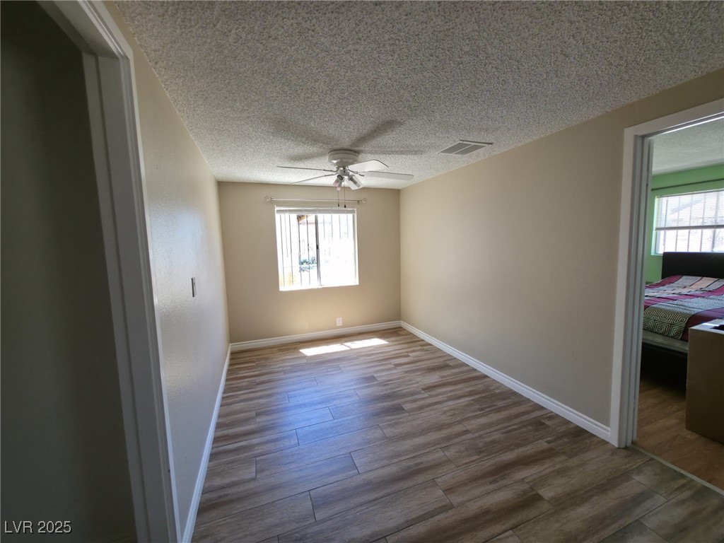 5521 Auborn Avenue Las Vegas NV 89108
