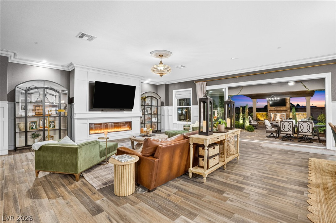 8535 Longmire Avenue Las Vegas NV 89143
