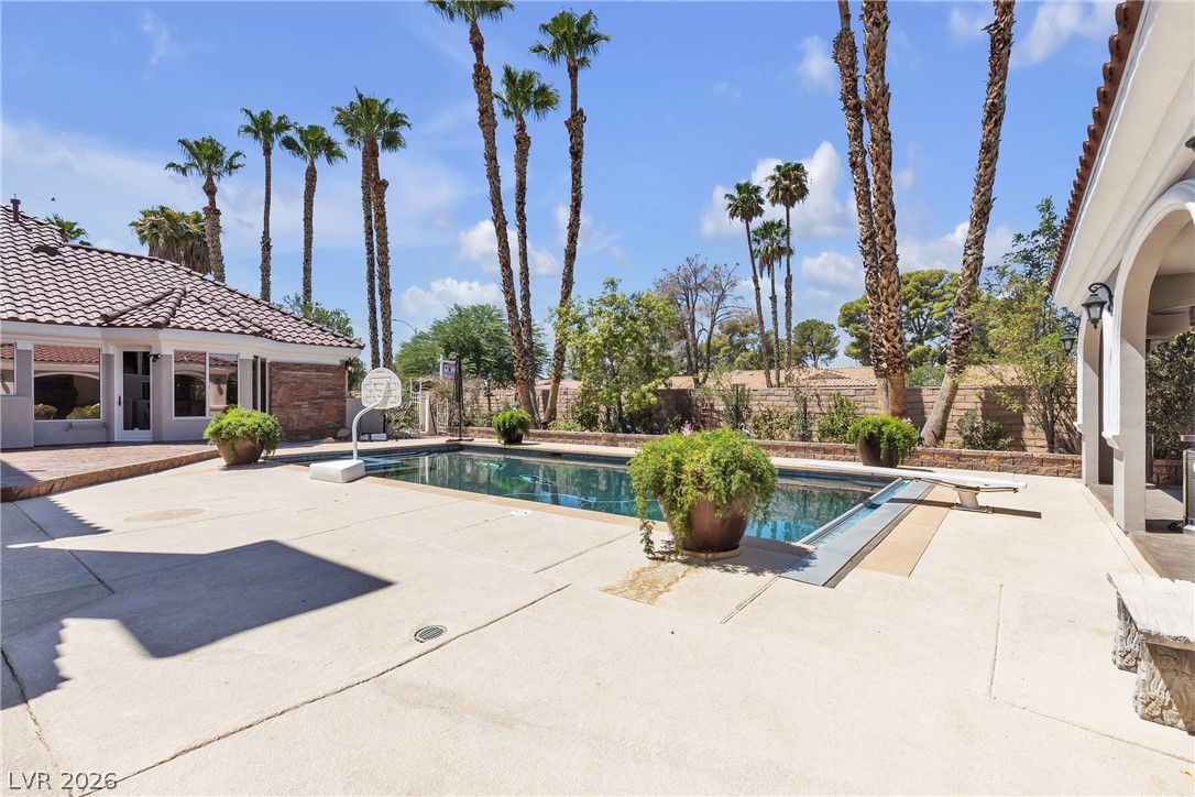 3341 Camino Gardens Way Las Vegas NV 89146