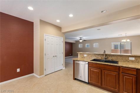 4117 Gliding Gulls Avenue North Las Vegas NV 89084