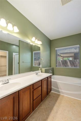 4117 Gliding Gulls Avenue North Las Vegas NV 89084