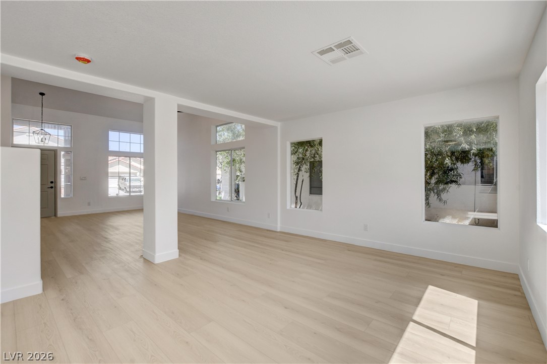 4349 Sparkle Crest Avenue North Las Vegas NV 89031