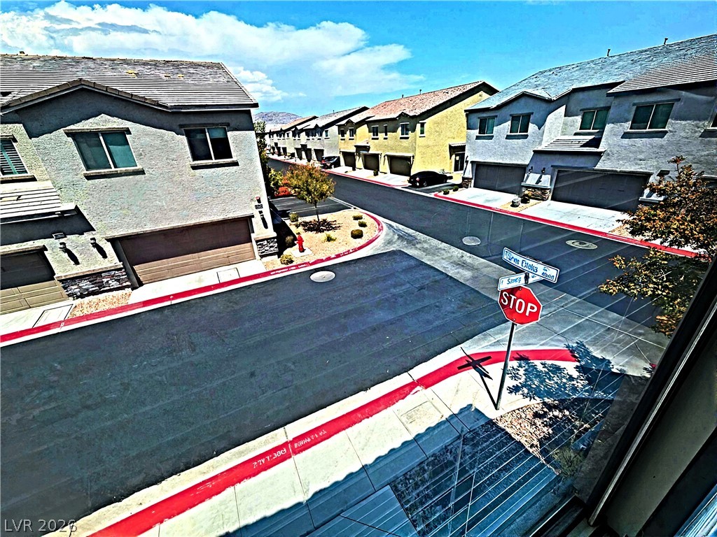 825 Spring Estates Avenue North Las Vegas NV 89086
