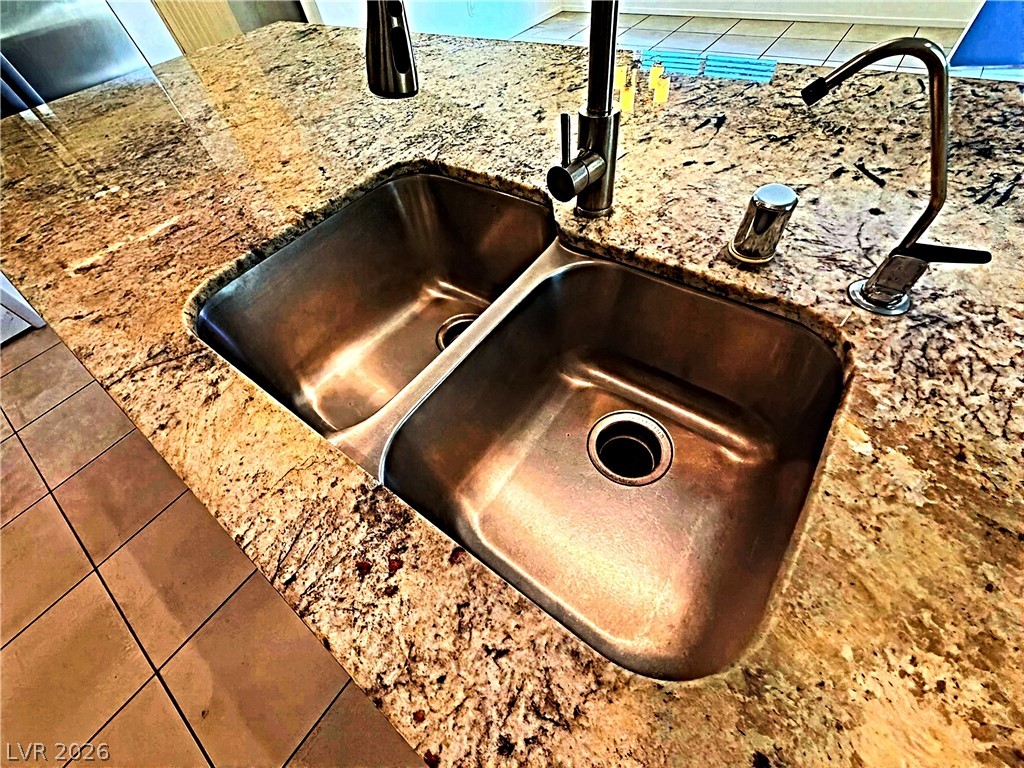 825 Spring Estates Avenue North Las Vegas NV 89086