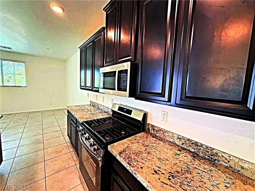 825 Spring Estates Avenue North Las Vegas NV 89086
