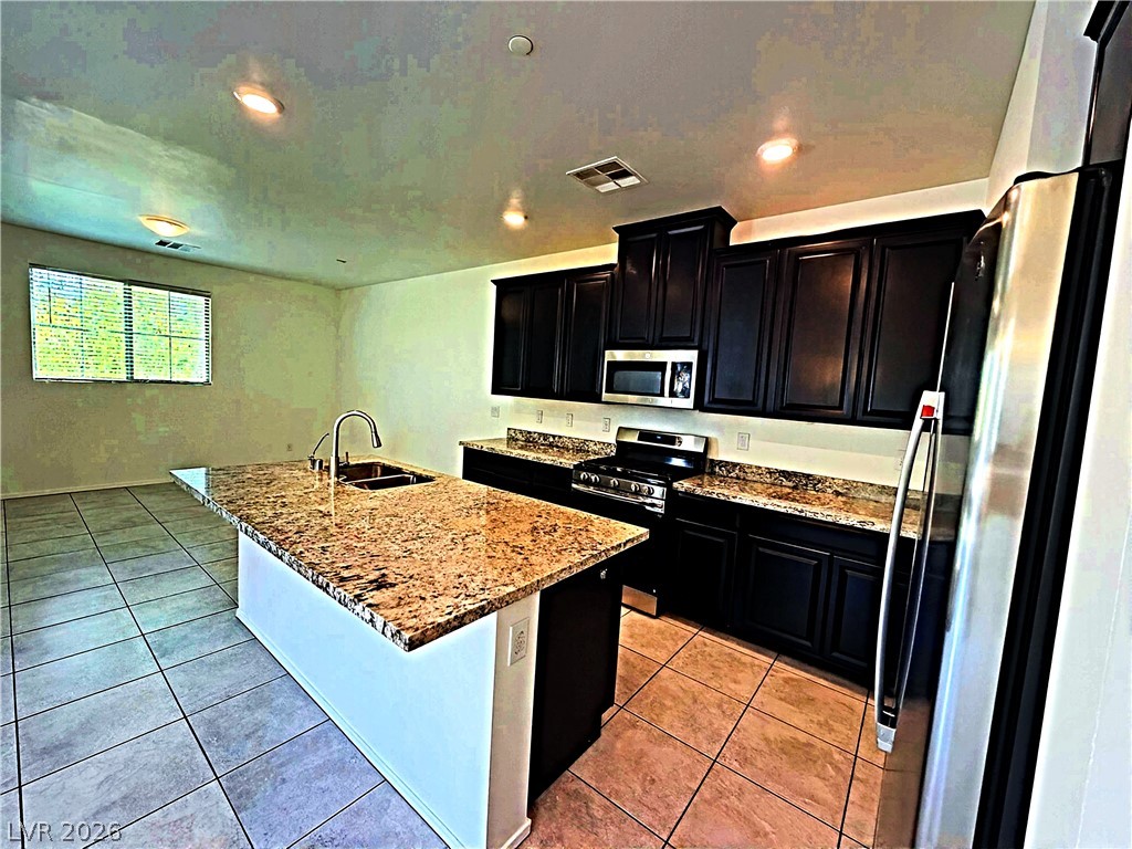 825 Spring Estates Avenue North Las Vegas NV 89086