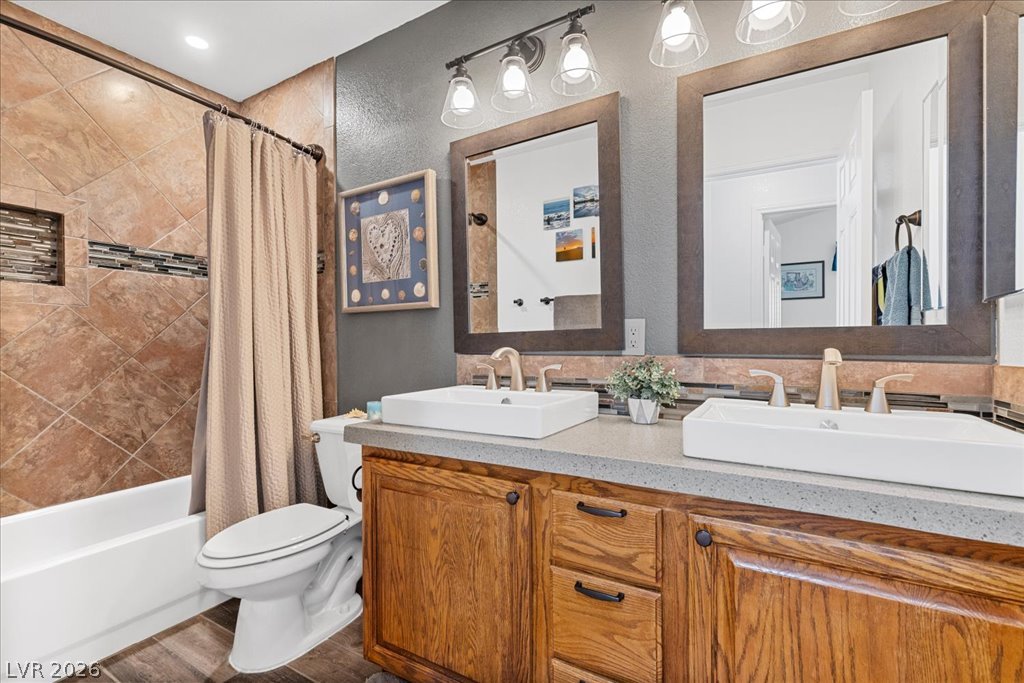 1494 Carriagedale Court Las Vegas NV 89110