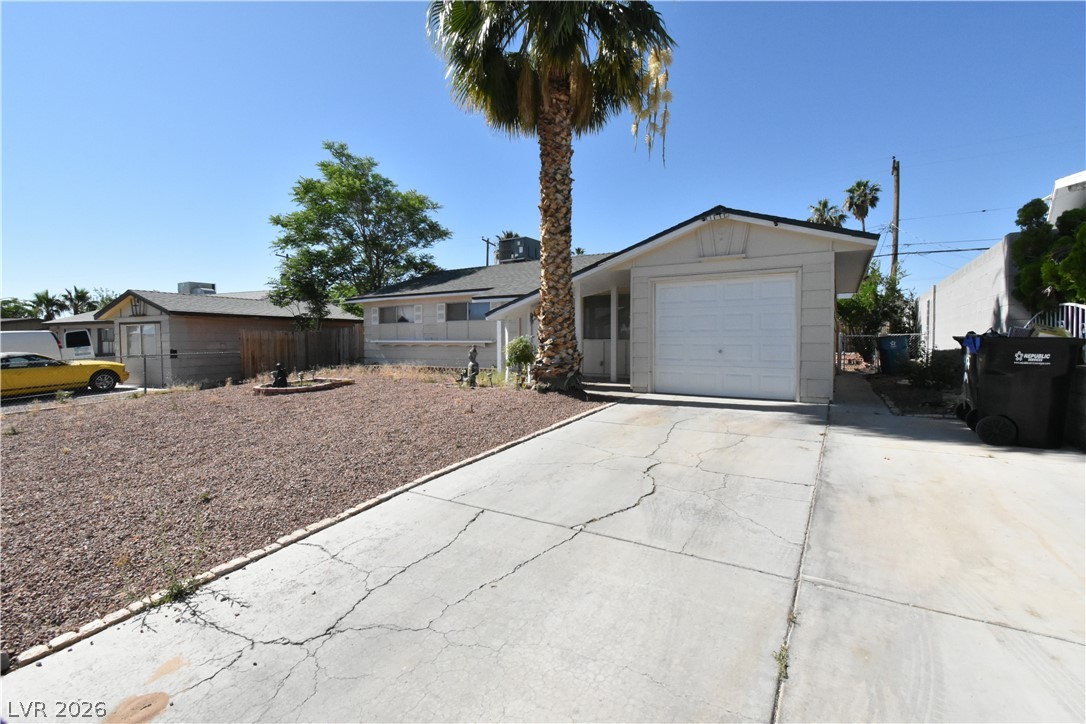 417 Duke Avenue North Las Vegas NV 89030