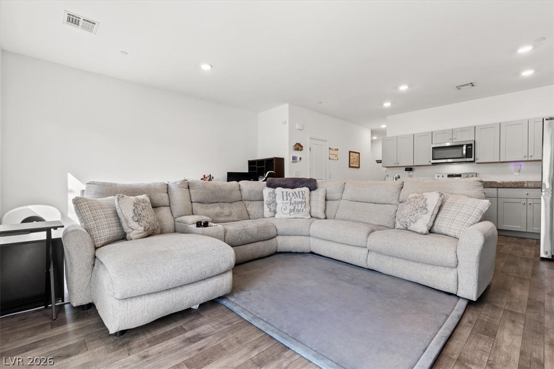 4105 Venus Falls Avenue 66 North Las Vegas NV 89084