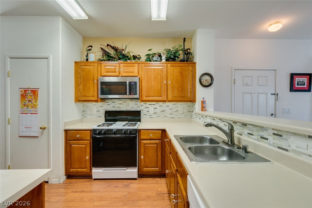6549 Clara Bow Avenue 103 Las Vegas NV 89122