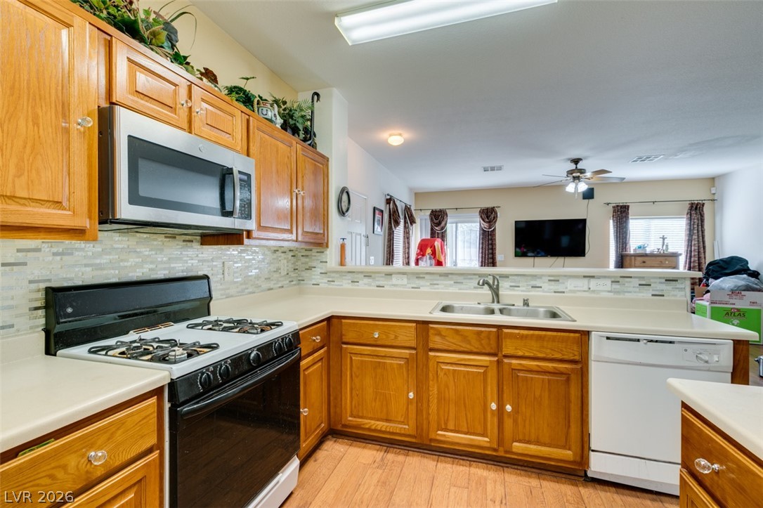 6549 Clara Bow Avenue 103 Las Vegas NV 89122