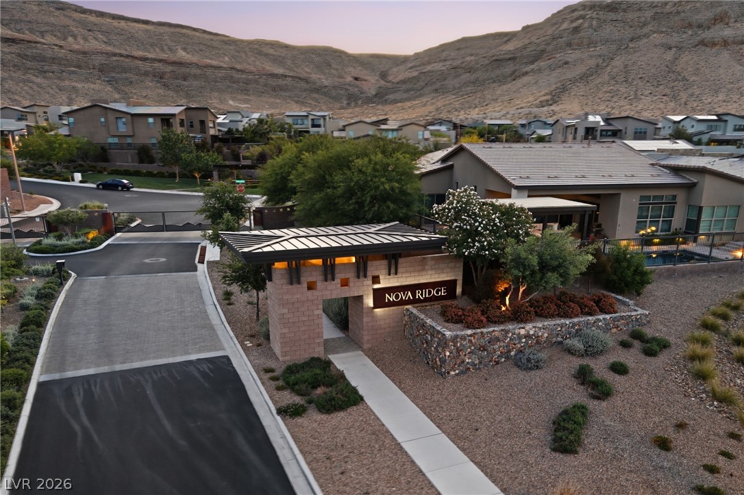 6880 Equinox Cliff Street Las Vegas NV 89135