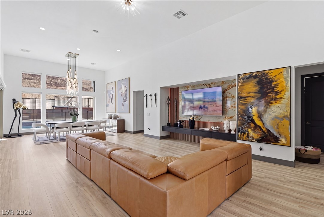 6880 Equinox Cliff Street Las Vegas NV 89135
