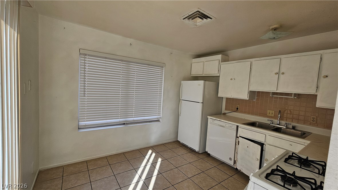 7006 Royal Meadow Place Las Vegas NV 89147