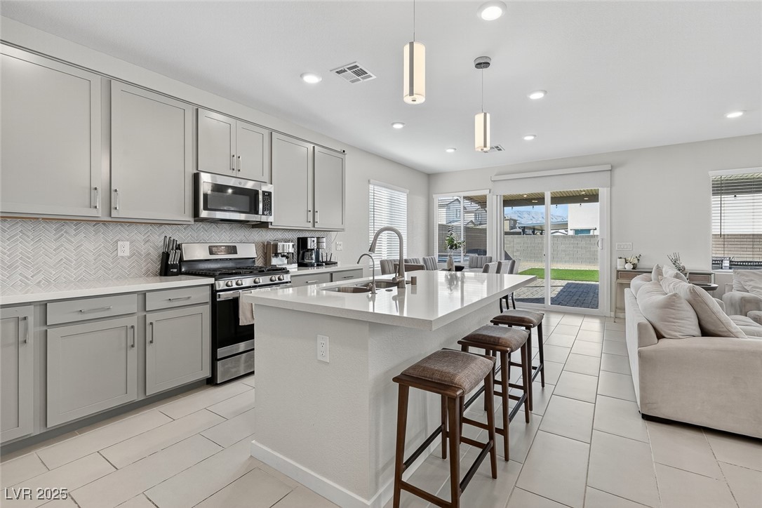 2728 High Echelon Road North Las Vegas NV 89086