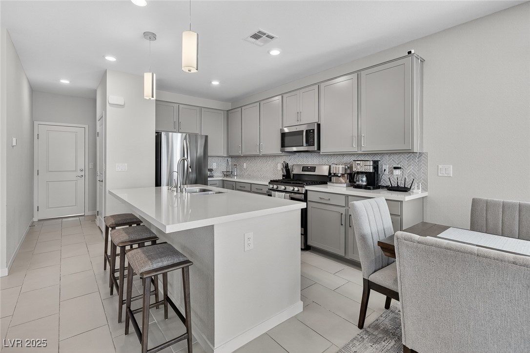 2728 High Echelon Road North Las Vegas NV 89086