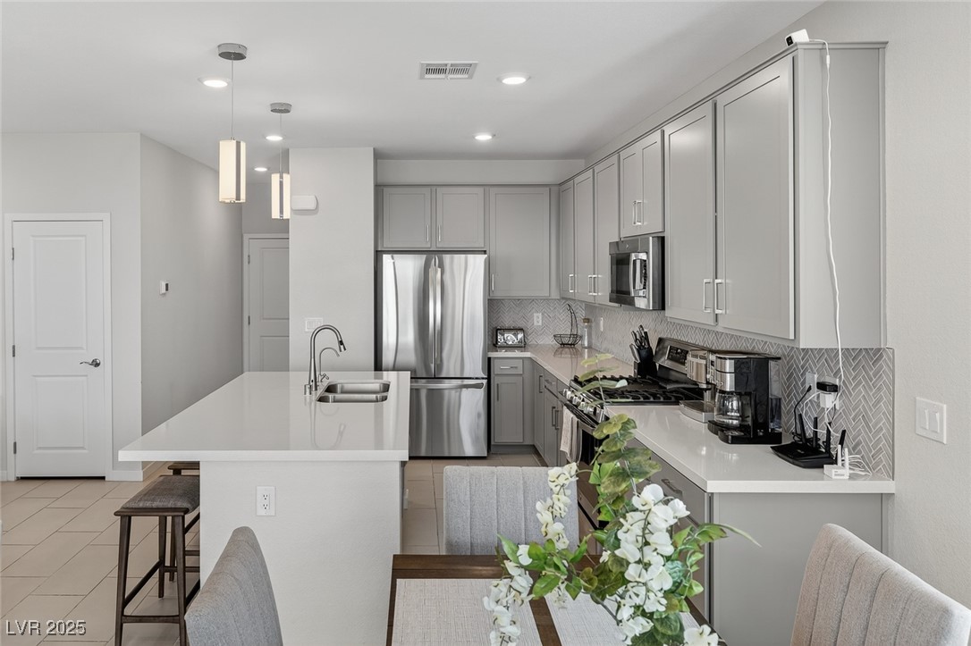2728 High Echelon Road North Las Vegas NV 89086