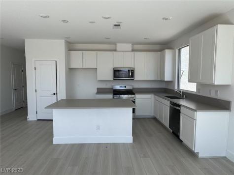 5773 Avondale Rise Way Las Vegas NV 89141