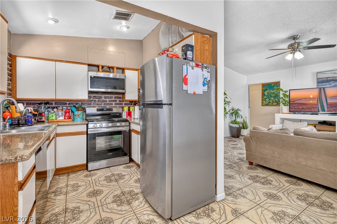 2224 La Sombra Street Las Vegas NV 89108
