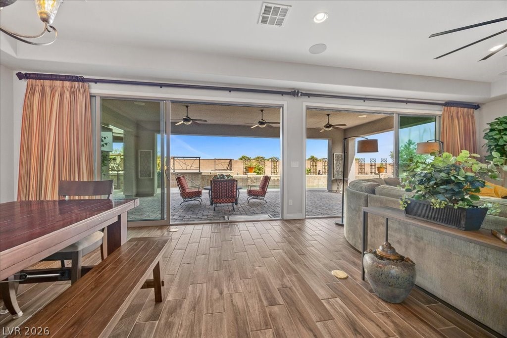 6198 Serenity Cliffs Street Las Vegas NV 89149