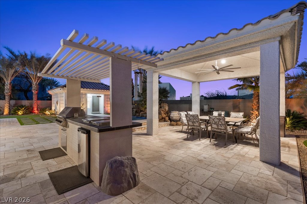 2204 Trident Maple Street Las Vegas NV 89117