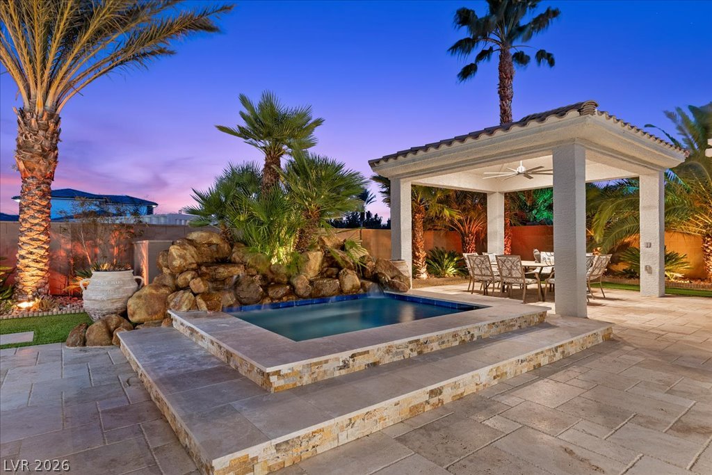 2204 Trident Maple Street Las Vegas NV 89117