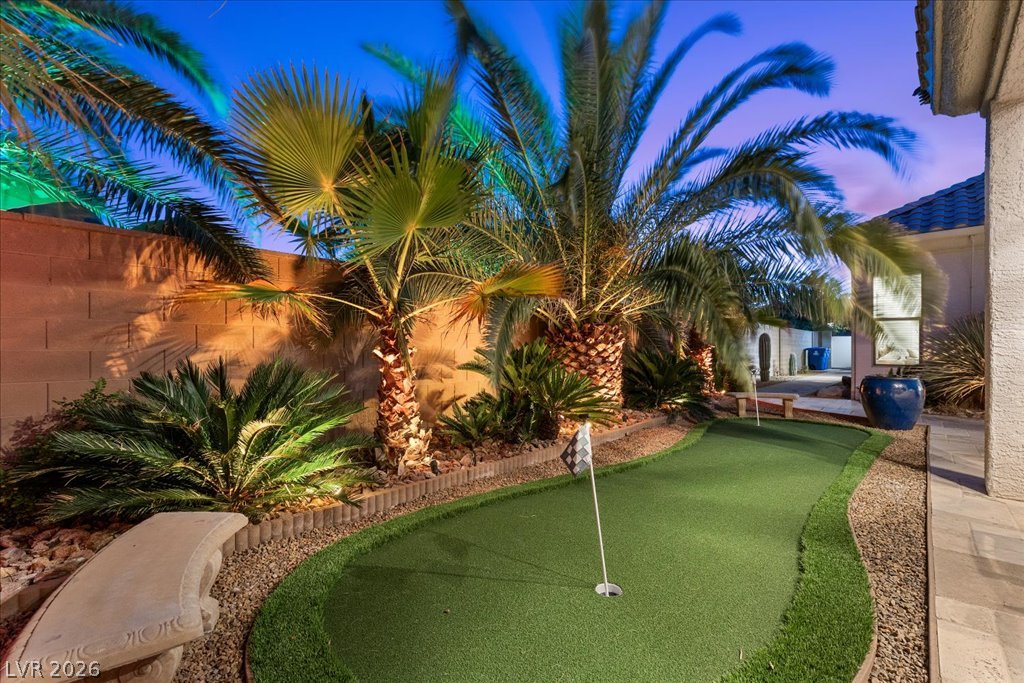 2204 Trident Maple Street Las Vegas NV 89117