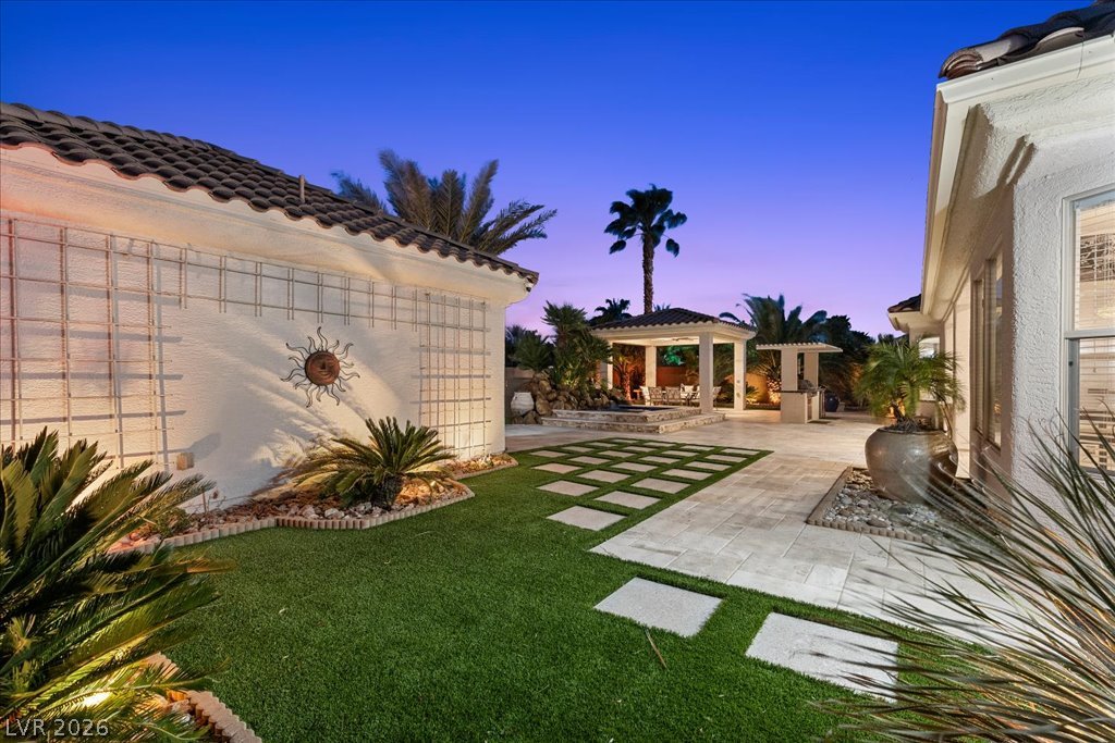 2204 Trident Maple Street Las Vegas NV 89117