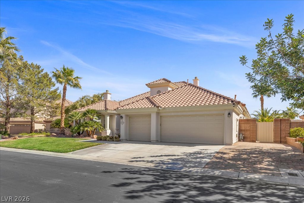 2204 Trident Maple Street Las Vegas NV 89117