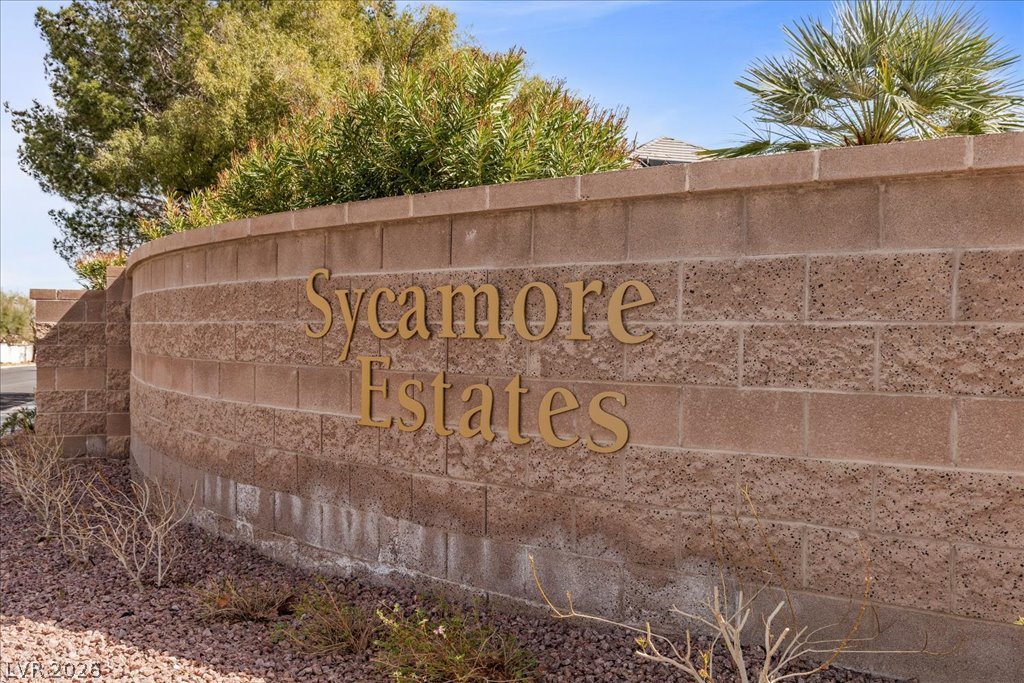 2204 Trident Maple Street Las Vegas NV 89117